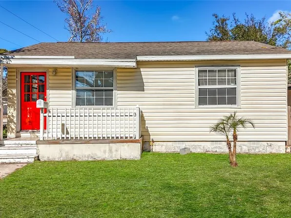 6295 3rd Ave S, Saint Petersburg, FL 33707