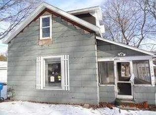 308 N Smith St, Greenville, MI 48838