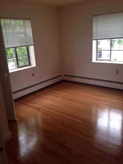 2nd image of 12 Torrey St APT 7