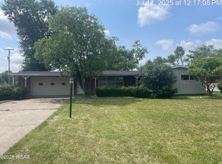 1805 Huntington Dr, Lima, OH 45806