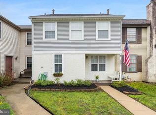102 Bayberry Ct, Marlton, NJ 08053