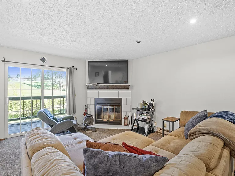 113 S Neyland Ave — Photo 12
