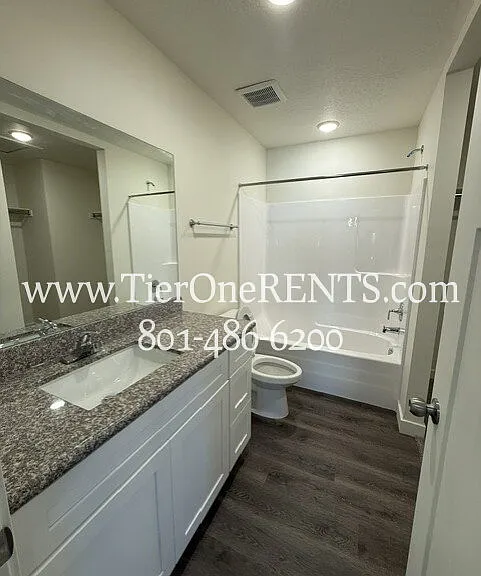 451 W 1025 S — Photo 7