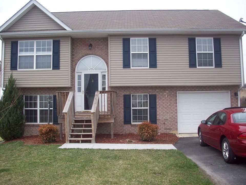 1st image of 265 Sequoia Cir NW