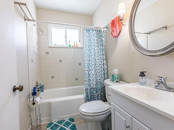 2nd image of 555 Eastmoor Blvd Floor 2
