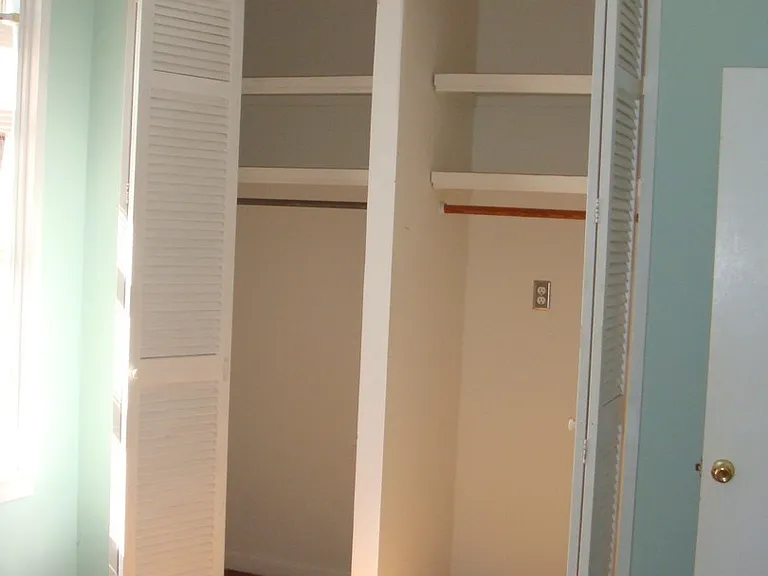 2515 Churchill Dr — Photo 9