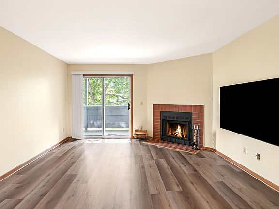 5th image of 4660 White Rock Cir APT 5