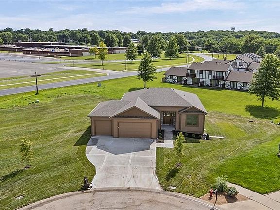 4th image of 1201 Cottonwood Ct