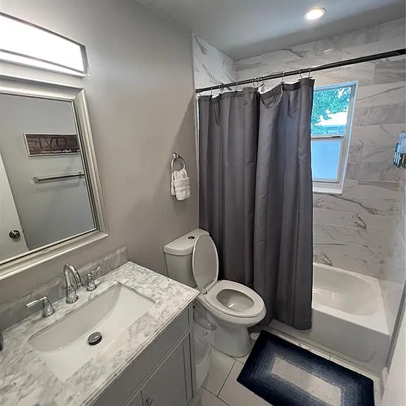 1573 NE 30th Ct — Photo 17