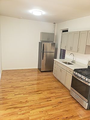 5th image of 541 Union Ave APT 3B