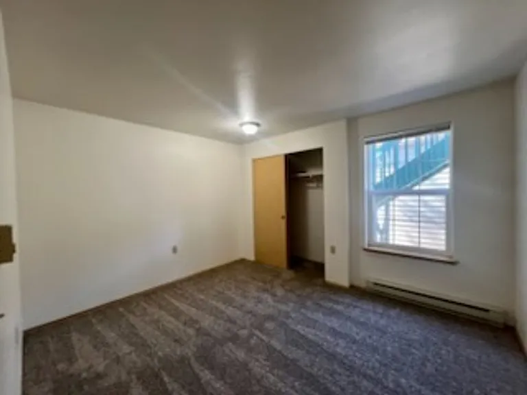 1409 Bradley Lane — Photo 9