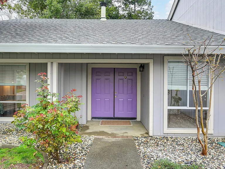 2815 Concord Ave — Photo 3