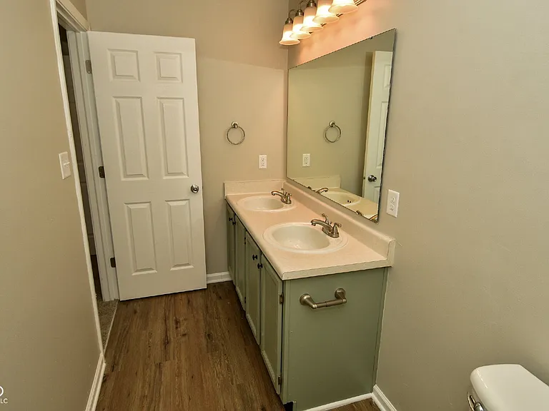 1431 Sanner Dr — Photo 23