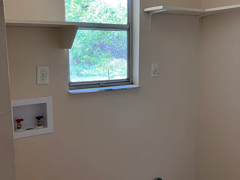 1165 Minnet Ct NE — Photo 11