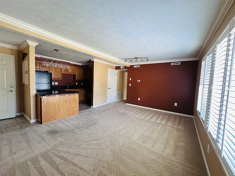 1775 Liberty Ln #66 — Photo 1