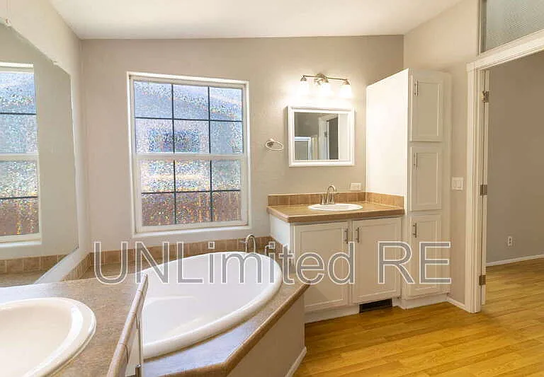 1679 W Stephen Dr — Photo 19