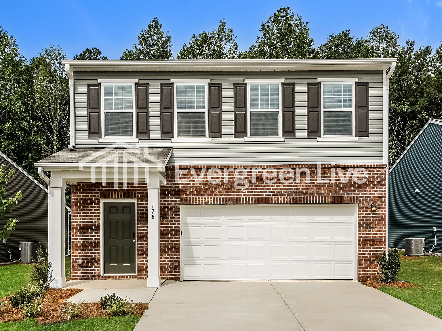3 bed, 2.0 bath, 1826 sqft, $1,790 — Photo 2