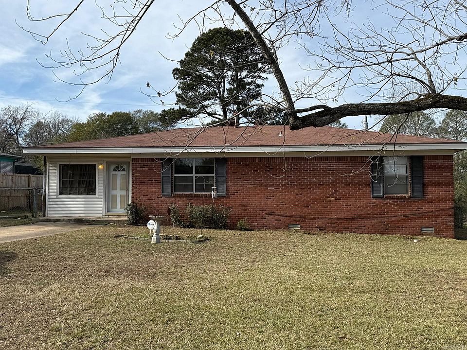 1st image of 1117 Sorrells Dr