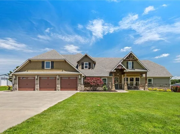 15468 Vaughn Rd, Decatur, AR 72722