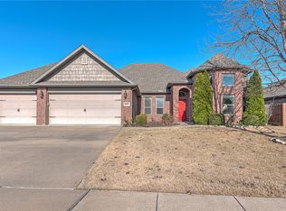 6007 W West Dr, Bentonville, AR 72758