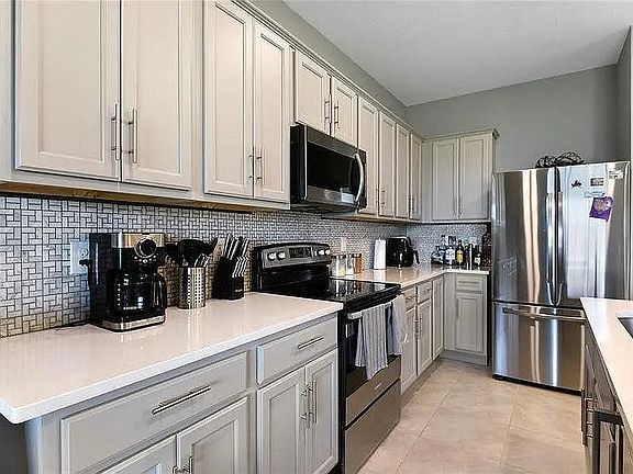3rd image of 216 Feltrim Reserve Blvd