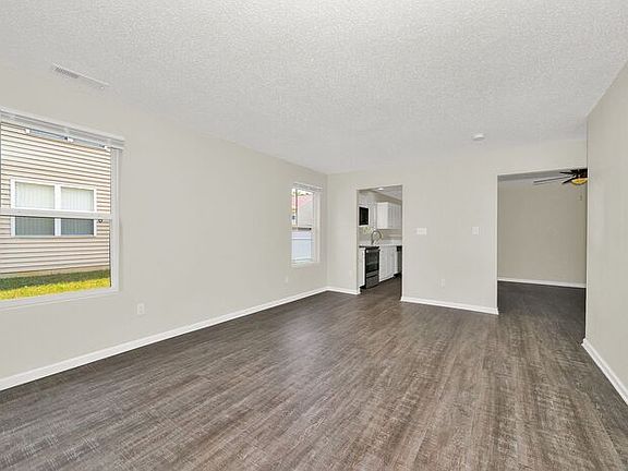 3rd image of 11503 Long Lake Dr