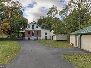 30 Deck Rd, Richland, PA 17087