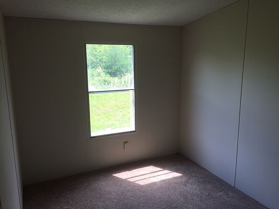 4th image of 5027 Suncrest Farms Ln