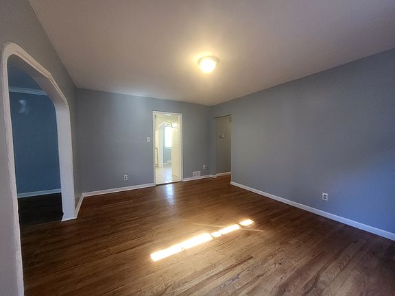 2nd image of 17552 Roselawn St #1