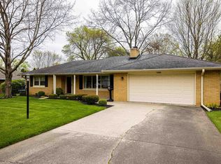 1306 N Bittersweet Ln, Muncie, IN 47304
