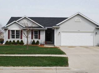 303 Lake Lida Ln, Rochelle, IL 61068