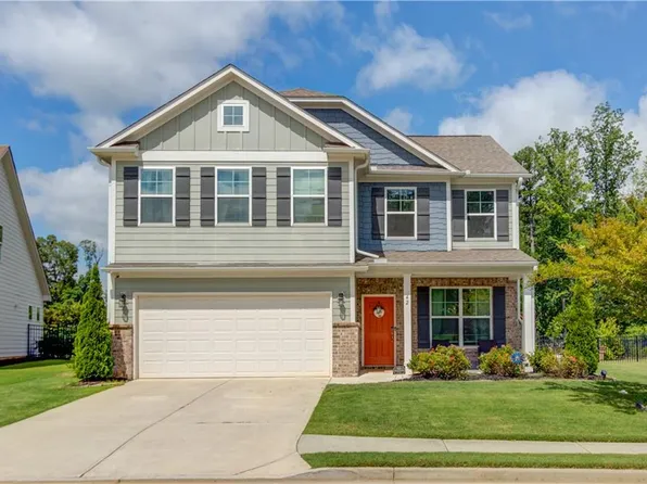 42 Sinclair Cir, Hoschton, GA 30548