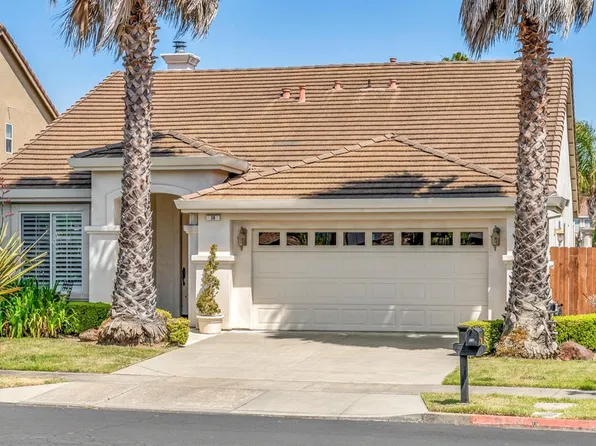 38 Peninsula Court, Napa, CA 94559