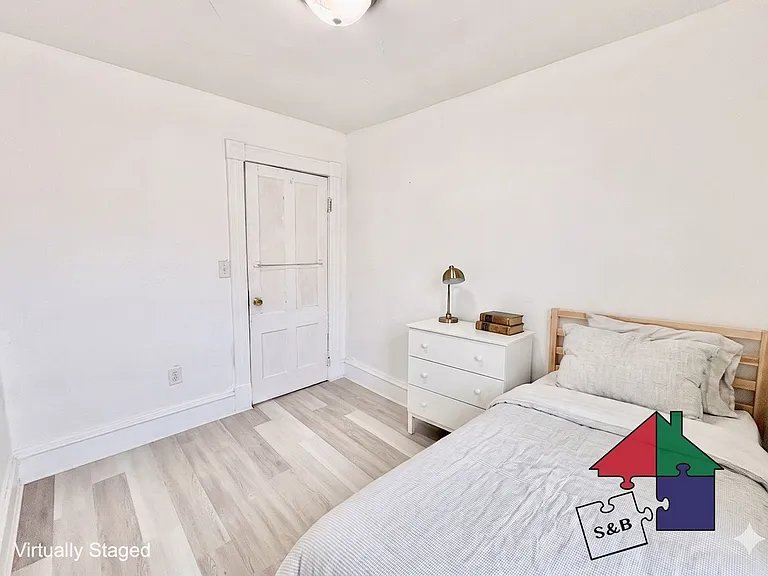 94 Malletts Bay Ave — Photo 45