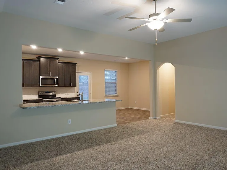 1823 Dahlia Way — Photo 14