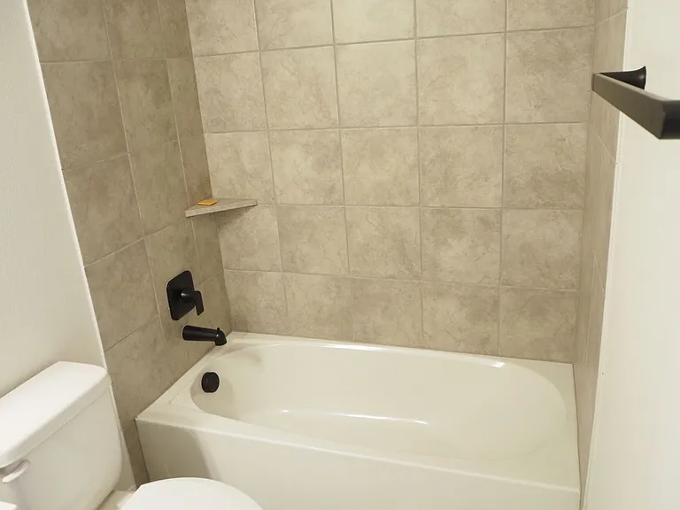 2613 Rosewood Way — Photo 37