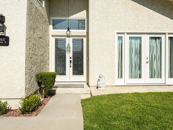 2nd image of 30631 Lakefront Dr