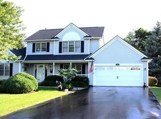 47 Barkwood Ln, Spencerport, NY 14559
