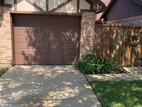 4th image of 544 Birdsong Dr