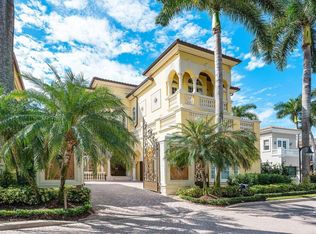 464 Addison Park Ln, Boca Raton, FL 33432