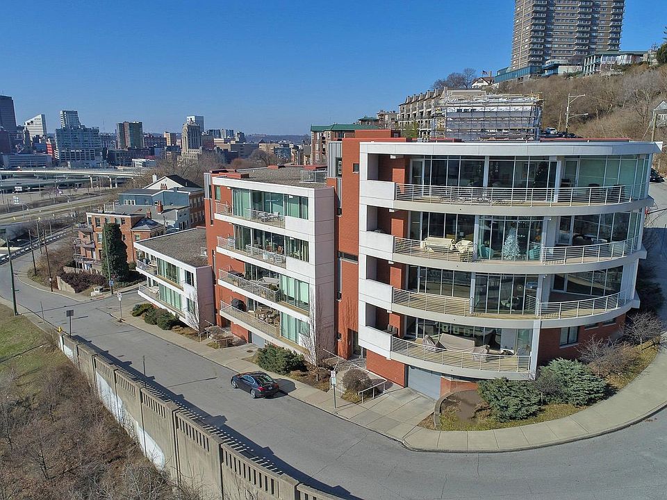 1st image of 309 Oregon St APT 402