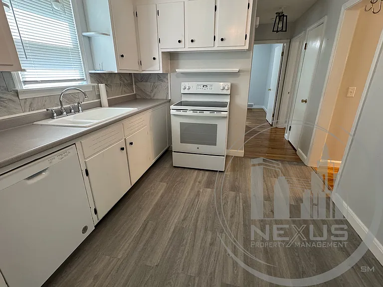 33 Northgate Rd — Photo 12