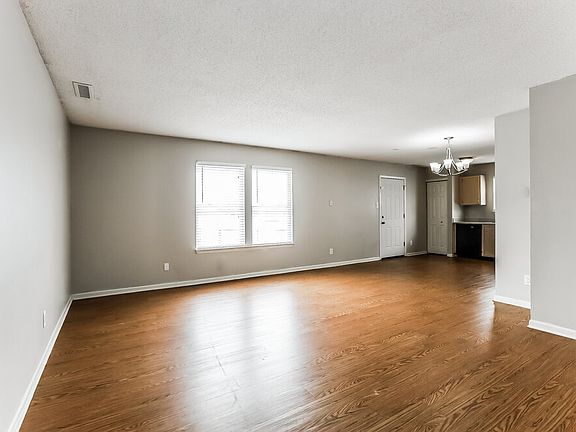 5th image of 35 Frostwood Ln