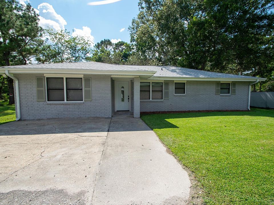1st image of 172 Verdun Ln