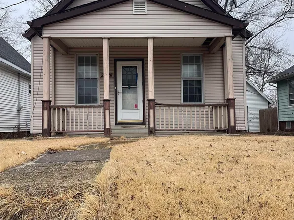 2328 N Ellis St, Peoria, IL 61604