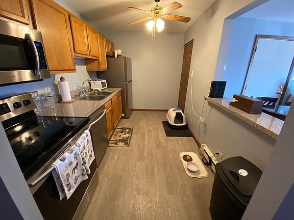 3rd image of 22508 Jackson Ct APT 1C