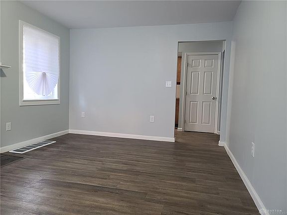 5th image of 865 Saint Agnes Ave