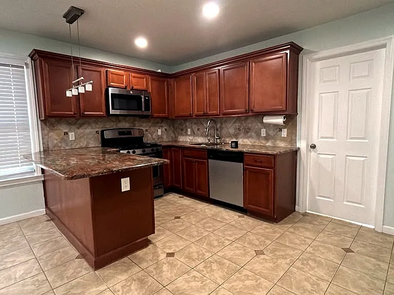 52 Marlboro Rd #1 — Photo 6