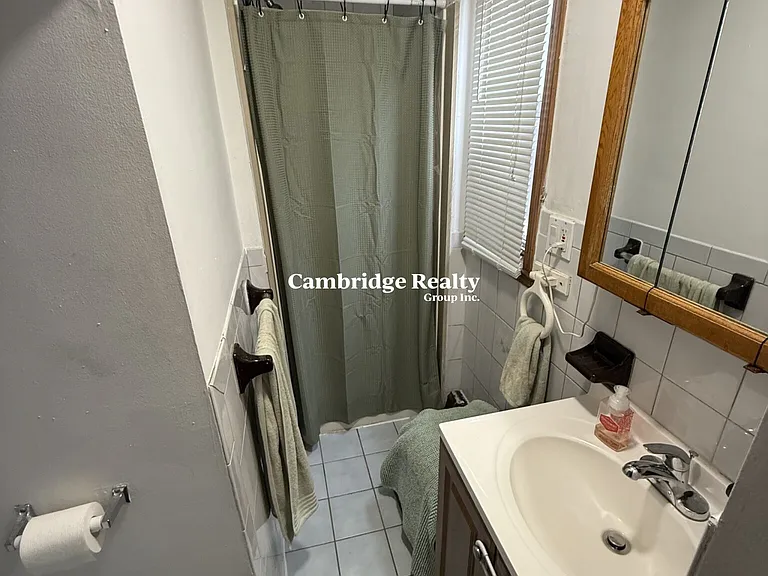 585 Somerville Ave #T — Photo 13