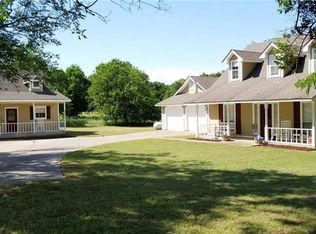 1170 Pecan Mdws, Waxahachie, TX 75165